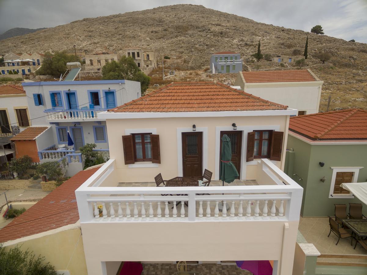 Filoxenia Apartments Chalki Town Exterior foto